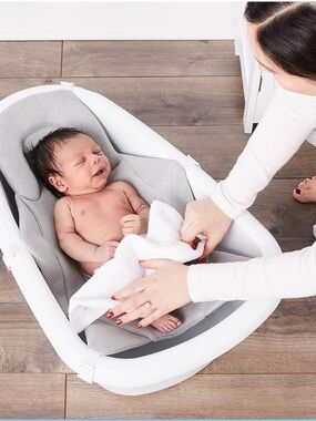 Regalo Baby Basics 3-in-1 Grow with Me Bath Tub